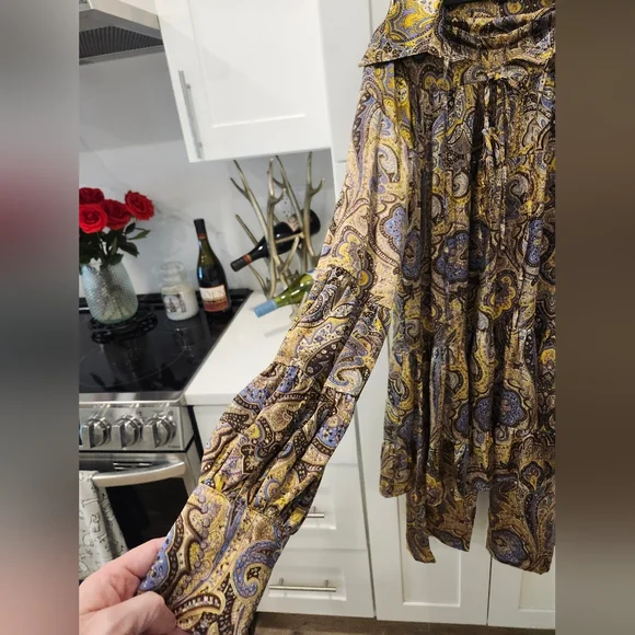 OUD Paris Top & Pant Set - Picture 3 of 16